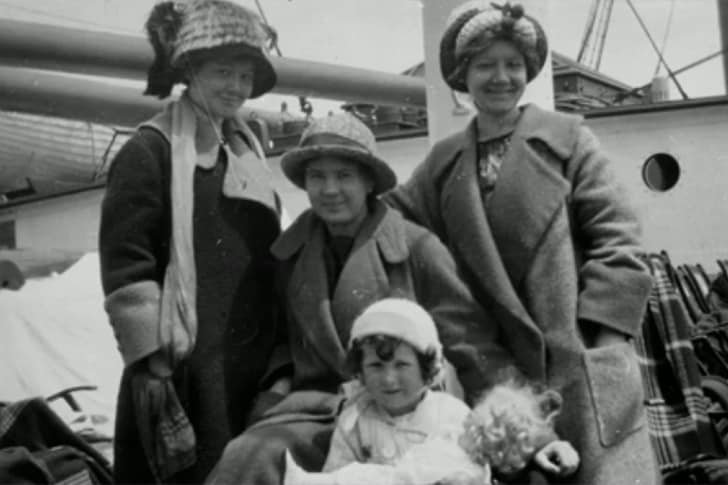 Horrifying Titanic Photos Found On Old Camera Old Camera Found In The Deep Ocean Reveals Horrifying Titanic Photos